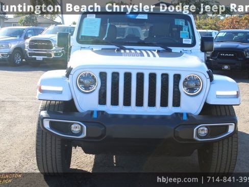Used 2023 Jeep Wrangler Unlimited Sahara w/ Safety Group image 2