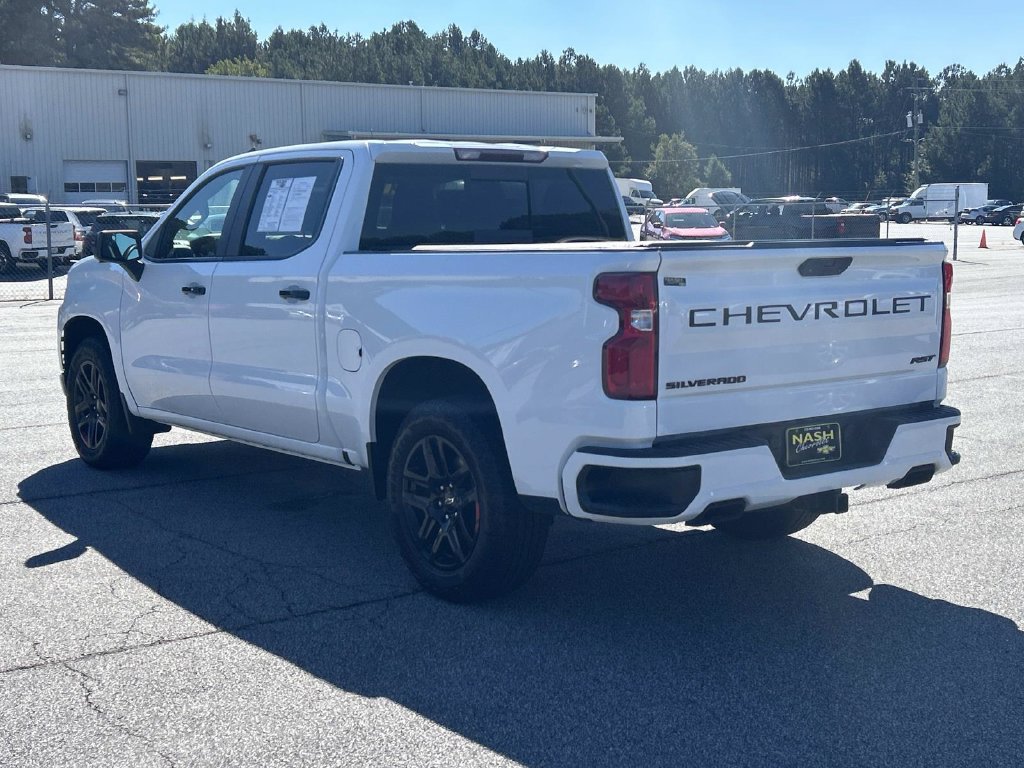 Used 2021 Chevrolet Silverado 1500 RST w/ Redline Edition AWD/4WD image 5