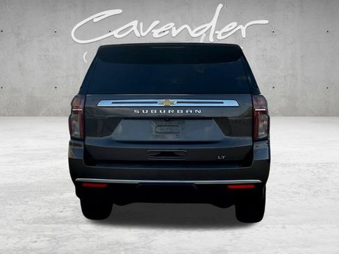 Used 2021 Chevrolet Suburban LT w/ LT Signature Package RWD image 15
