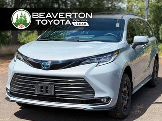 Used 2025 Toyota Sienna XLE Woodland Edition AWD/4WD 360° Tour