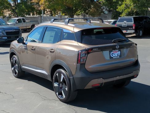 New 2026 Nissan Kicks SR w/ Cold Weather Package image 7