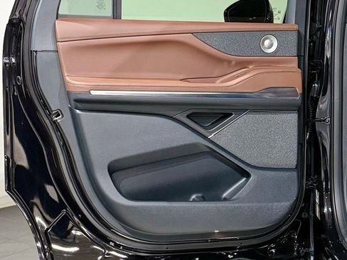 New 2026 Lincoln Navigator L Reserve AWD/4WD image 45