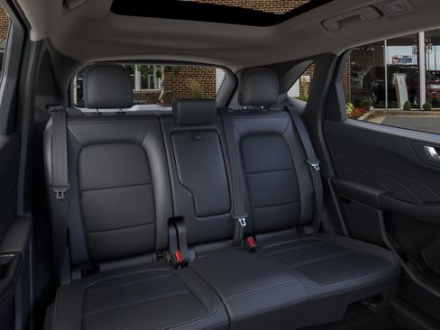 New 2026 Ford Escape SE image 11