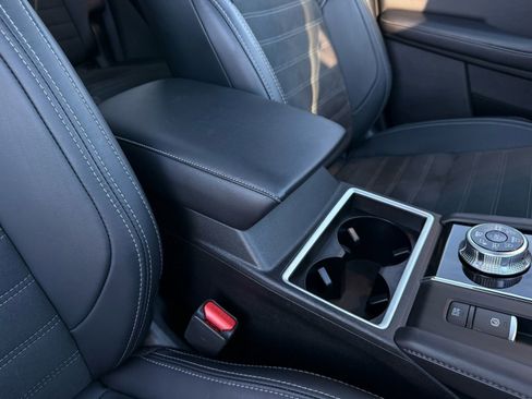 Used 2024 Mitsubishi Outlander SEL image 22