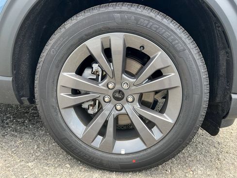 New 2026 Ford Explorer Active w/ Active Comfort Package AWD/4WD image 13