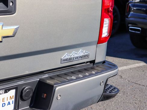 Used 2017 Chevrolet Silverado 1500 High Country image 10