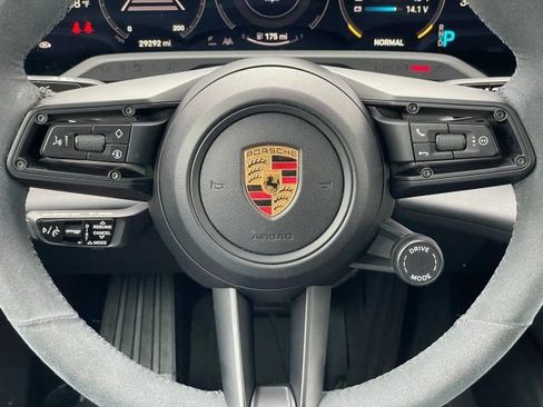 Used 2021 Porsche Taycan 4S image 27