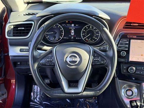 Used 2023 Nissan Maxima SL image 19
