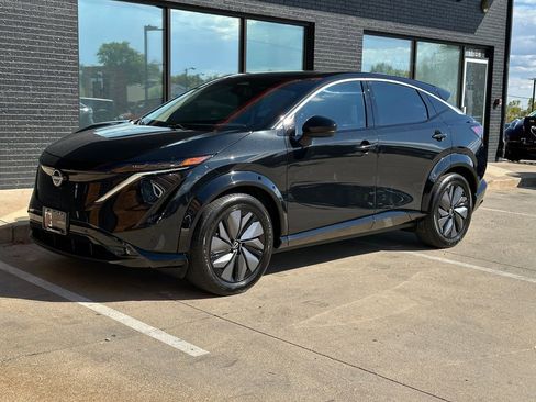 Used 2023 Nissan Ariya Evolve+ image 14