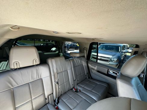 Used 2012 Lincoln Navigator 2WD image 66