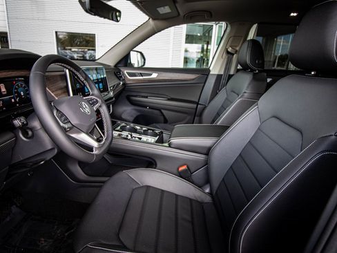 New 2026 Volkswagen Atlas SEL image 28