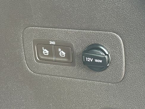 Used 2019 Hyundai Santa Fe Limited image 19