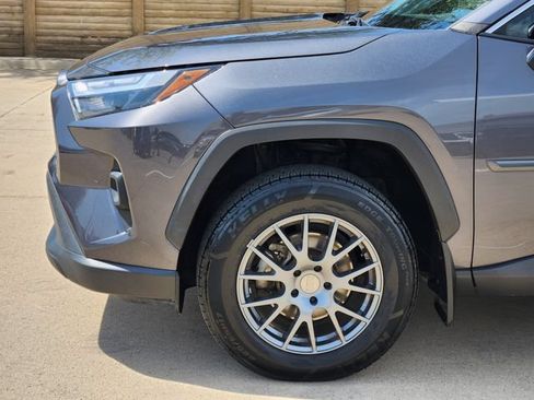 Used 2023 Toyota RAV4 XLE Premium FWD image 15
