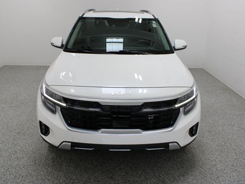 Used 2024 Kia Seltos SX w/ SX Sunroof Package AWD/4WD image 3