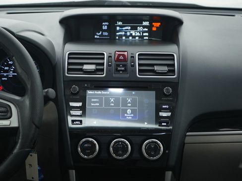 Used 2017 Subaru Forester 2.5i Limited w/ Popular Package #2 image 17