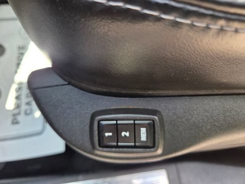 Used 2015 Cadillac SRX Luxury AWD/4WD image 15