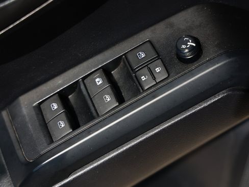 Used 2021 Toyota Tacoma SR w/ SR Convenience Package RWD image 44