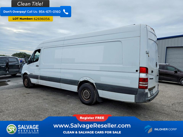 Used 2008 Dodge Sprinter 2500 RWD image 3