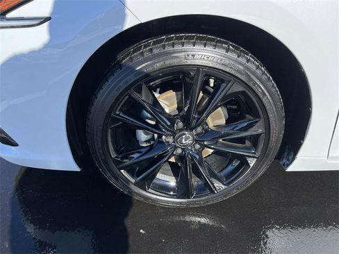 Certified 2025 Lexus ES 300h 300h image 8