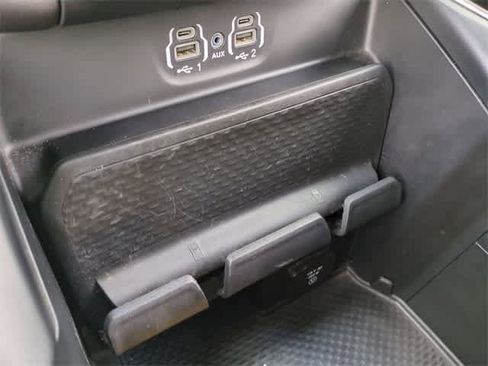 Used 2022 RAM 1500 Laramie w/ Sport Appearance Package image 31