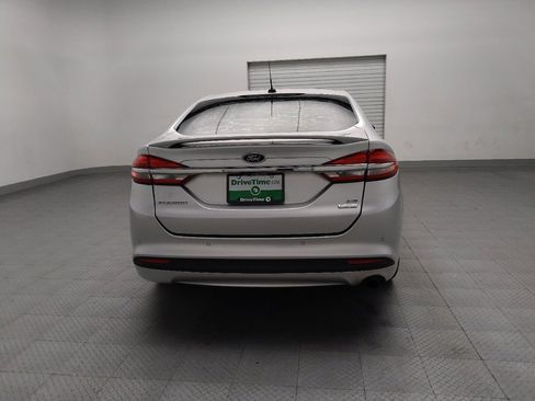 Used 2017 Ford Fusion SE w/ Equipment Group 201A image 7