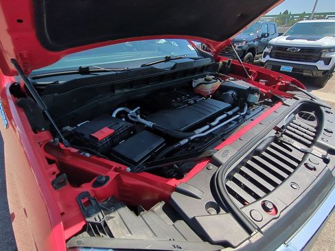 Used 2022 Chevrolet Silverado 1500 LT RWD image 29
