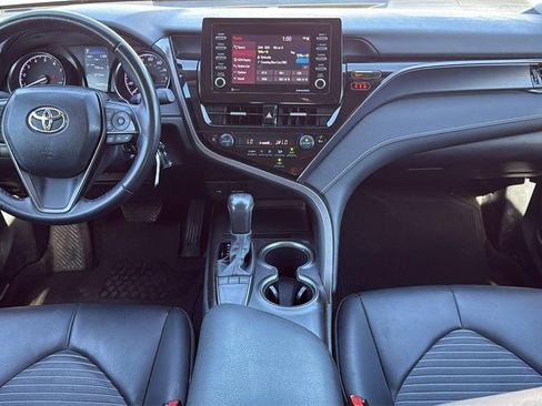 Used 2023 Toyota Camry SE image 16