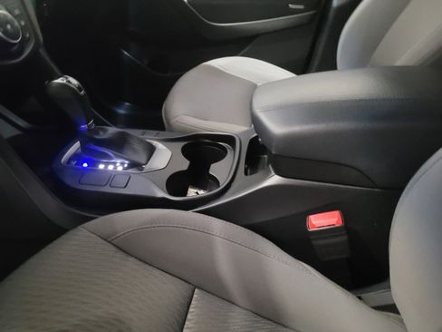 Used 2018 Hyundai Santa Fe Sport image 26