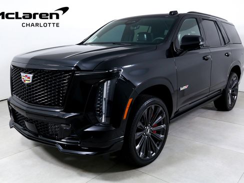 Used 2025 Cadillac Escalade V AWD/4WD image 1