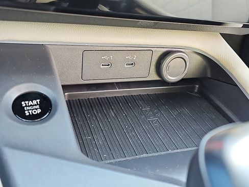 New 2026 Nissan Sentra SL w/ Floor Mat Package FWD image 16