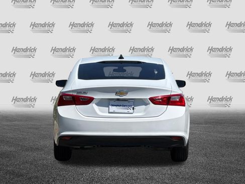 Used 2022 Chevrolet Malibu LS w/ LPO, Floor Liner Package FWD image 6