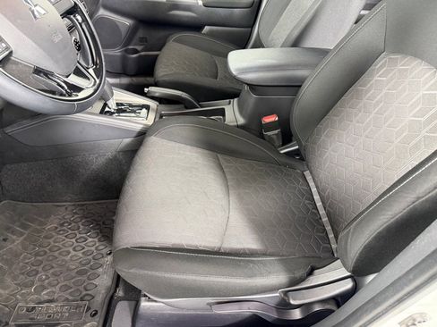 Used 2021 Mitsubishi Outlander Sport SE image 14