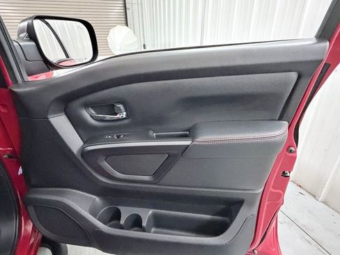 Used 2022 Nissan Titan PRO-4X w/ Off Road Protection Package image 38