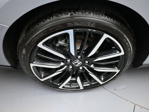 Certified 2025 Honda Accord Touring image 12