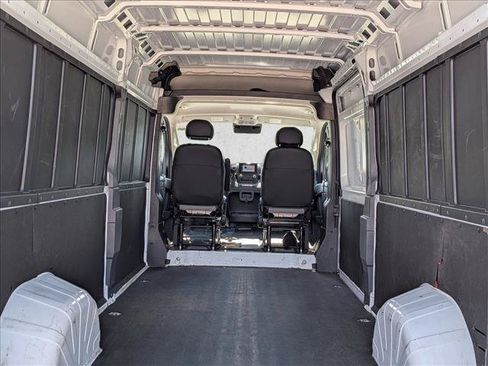 Used 2025 RAM ProMaster 2500 w/ Convenience Group FWD image 6