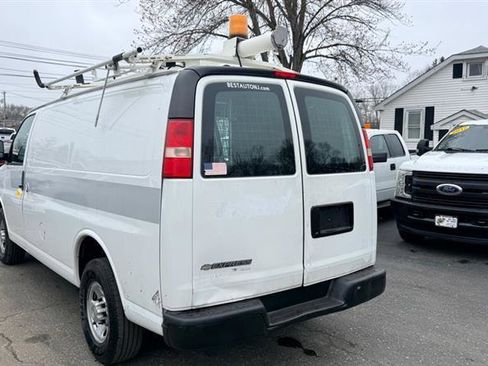 Used 2012 Chevrolet Express 2500 image 2