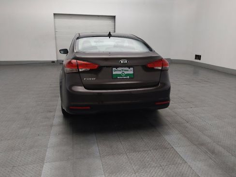 Used 2017 Kia Forte LX FWD image 6