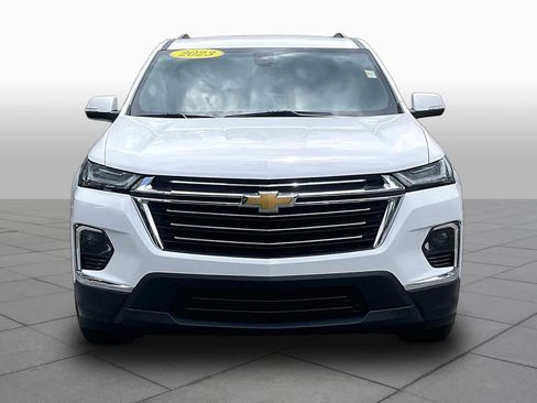 Used 2023 Chevrolet Traverse LT FWD image 4