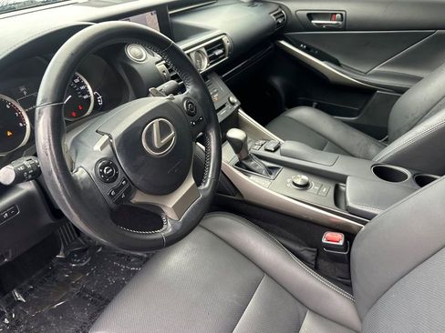 Used 2016 Lexus IS 200t image 10