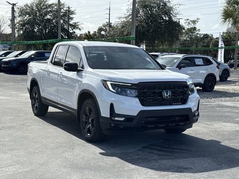 New 2026 Honda Ridgeline Black Edition image 2