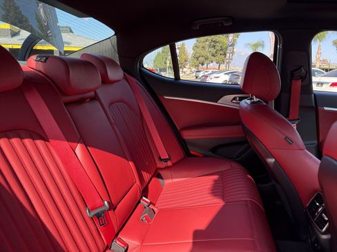 Used 2023 Genesis G70 2.0T w/ Sport Prestige Package image 18