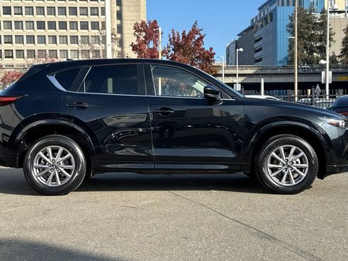 Used 2024 MAZDA CX-5 AWD 2.5 S w/ Select Package image 3