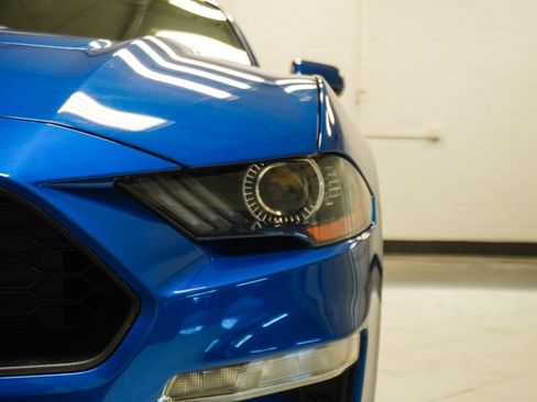 Used 2019 Ford Mustang Coupe w/ Ford Safe & Smart Package RWD image 31