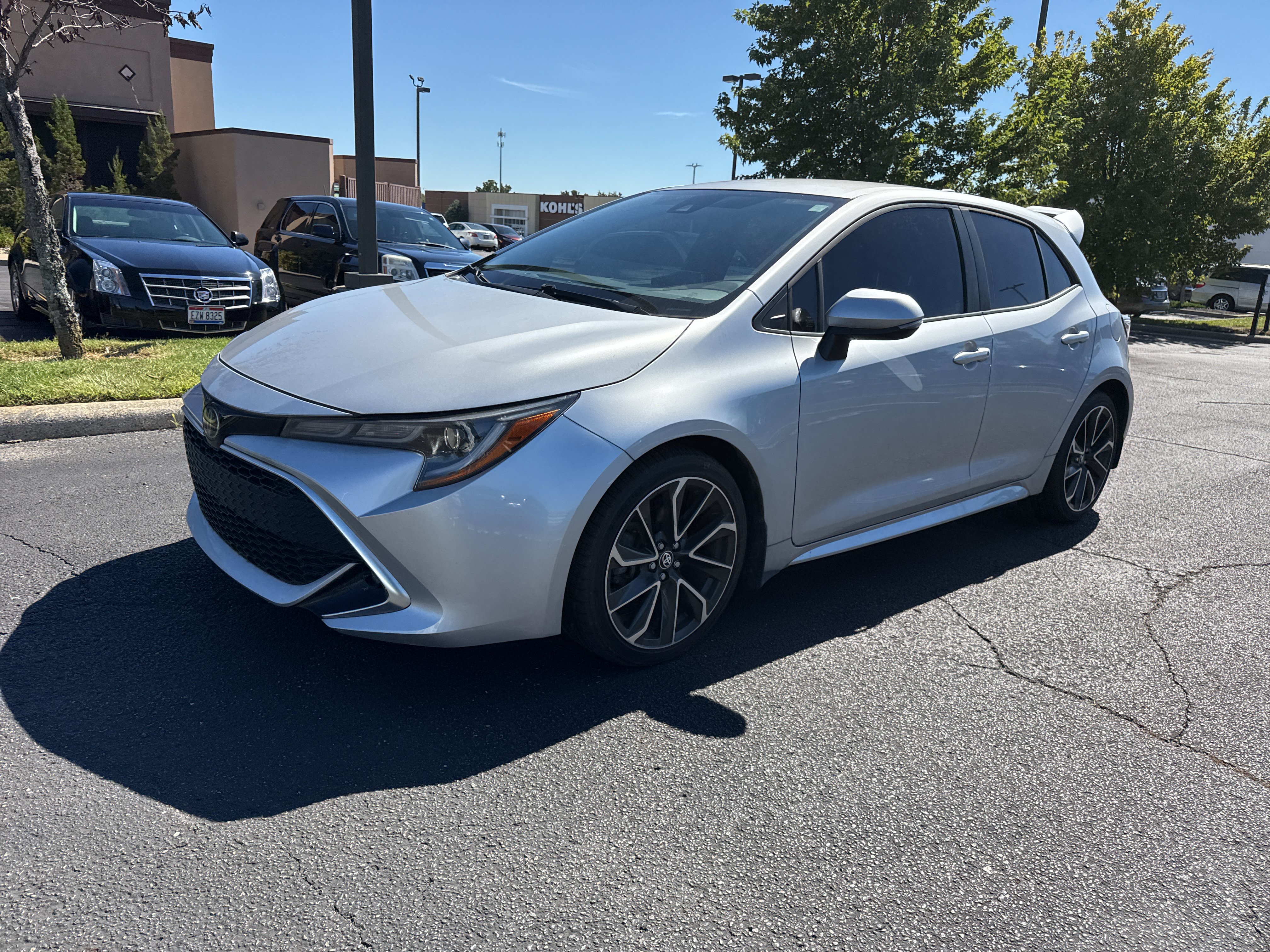 Used 2019 Toyota Corolla XSE FWD image 13