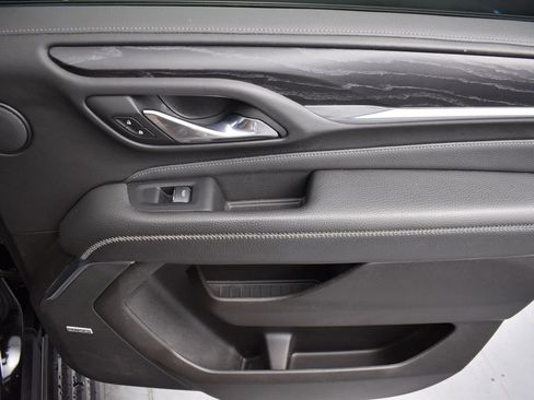 Used 2021 GMC Yukon XL Denali w/ Denali Premium Package image 35