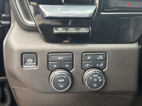 Used 2024 Chevrolet Silverado 1500 LTZ w/ Technology Package AWD/4WD image 26