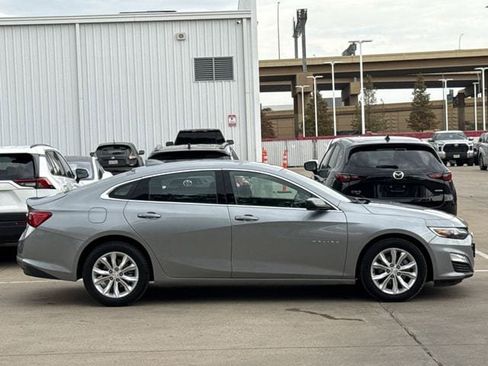 Used 2024 Chevrolet Malibu LT FWD image 3