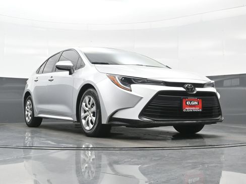 Used 2024 Toyota Corolla LE FWD image 23