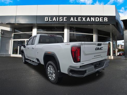 Used 2022 GMC Sierra 2500 SLT w/ SLT Premium Package AWD/4WD image 6