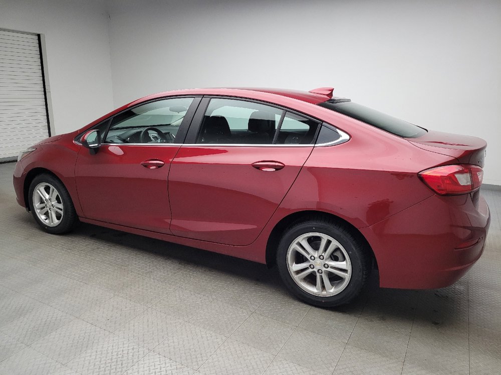 Used 2018 Chevrolet Cruze LT FWD image 3